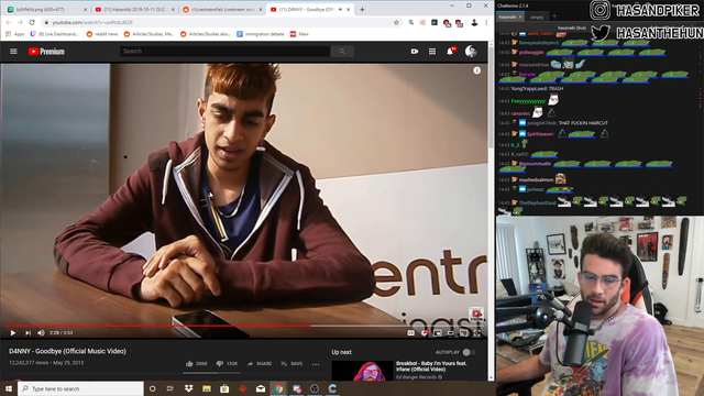Hasan Commenting on Trainwrecks Hair