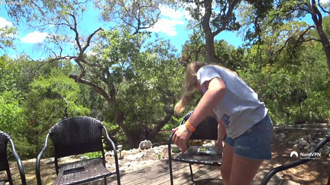 Knut does a quick check in on his daughter