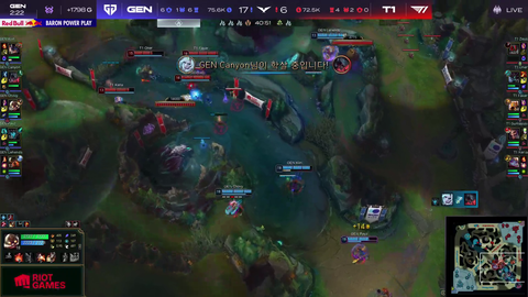 Faker's Insane Quadra Kill to save the game.