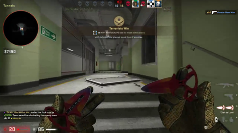 M0xyy needs to take a piss PepeLaugh