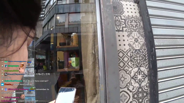 When you can't speak Spanish but have twitch chat - Hachu in Argentina