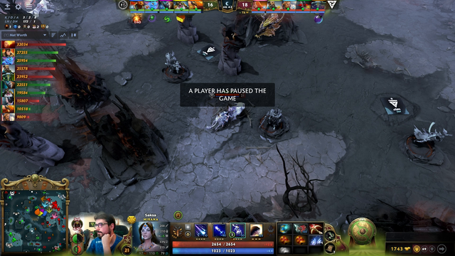 dota caster calls tech support during The International