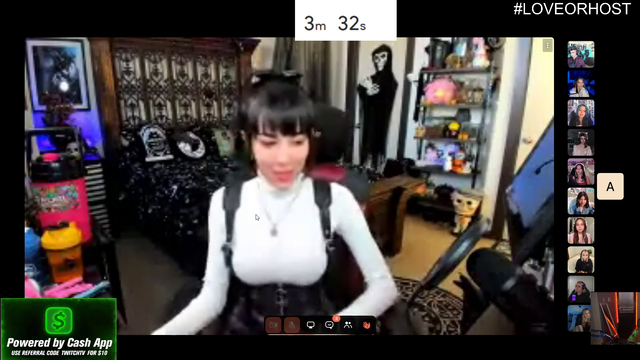 Very wholesome girl on the Austin Show