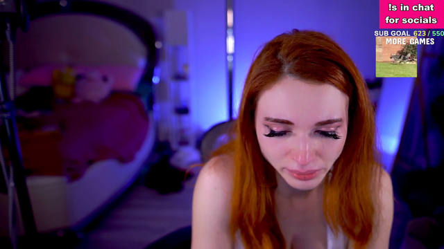 Amouranth claims her boyfriend was the one asking her to commit to the "hot tub meta"