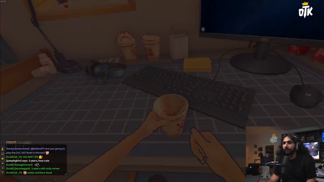 Streamer Scared so Bad he Breaks his Mic