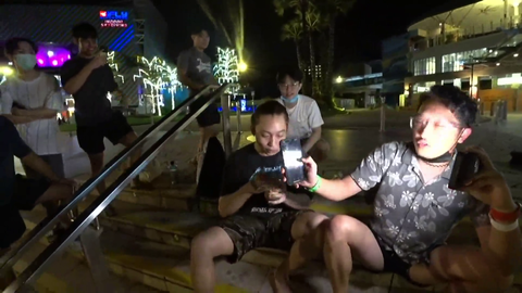 Guy speed runs Kaya jam