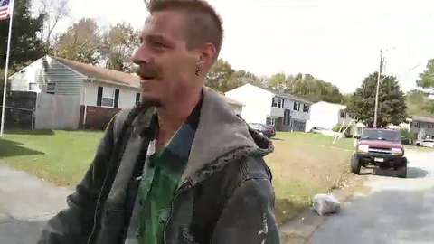 Kkona Elite rides unicycle