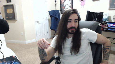 Moist on Gambling streams