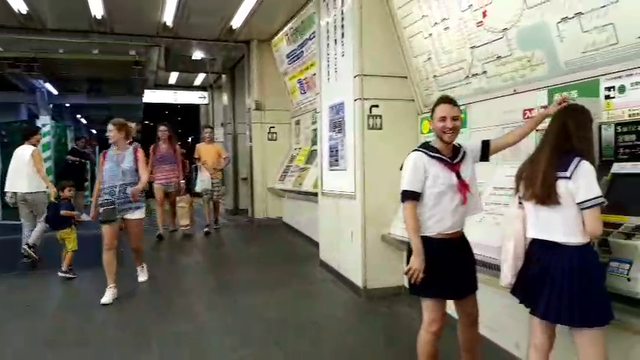 [IRL] Reckful gets into character