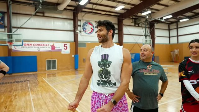 Hasan describes Tectone while picking teams for basketball