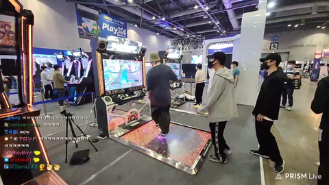 Korean gamers take a dance game to another level at PlayX4