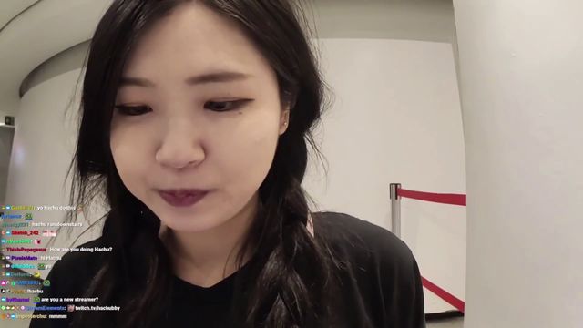 Hachubby enjoys Fanfan's alert