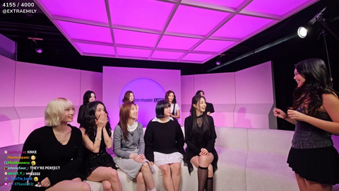 ExtraEmily dances for Twice