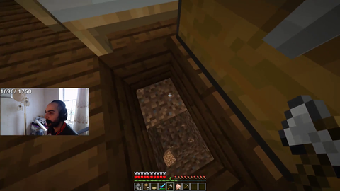 Sliker finds a secret chest