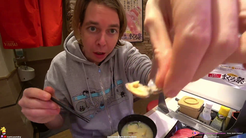 Japan streamer overly enthusiastic shares his food