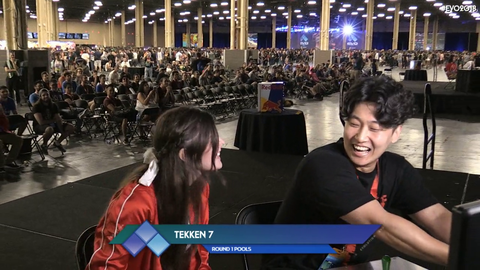 Tekken player shows off his skills