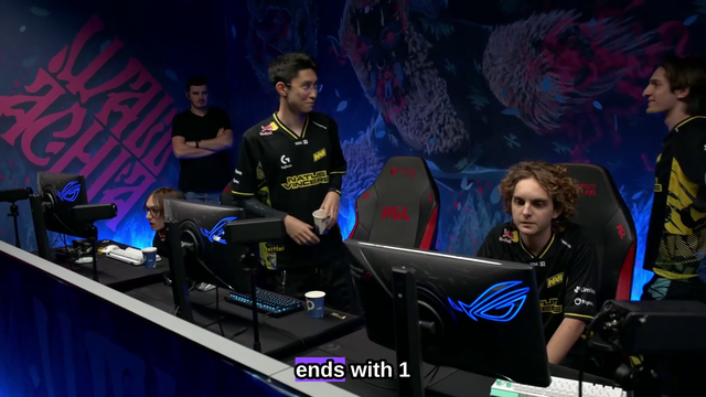 Na`Vi dota 2 celebrates after winning