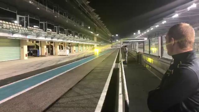 IRL stream on a live race track [VERY LOUD]