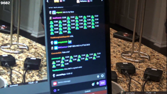 Twitch streamers impress a master class chef