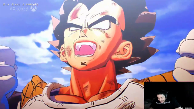 >greek >15k viewers >scrolling through his phone >makes one comment on a game