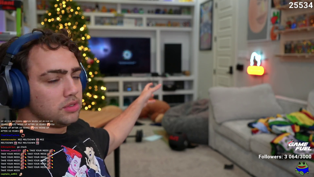 Emiru moves into Mizkif house