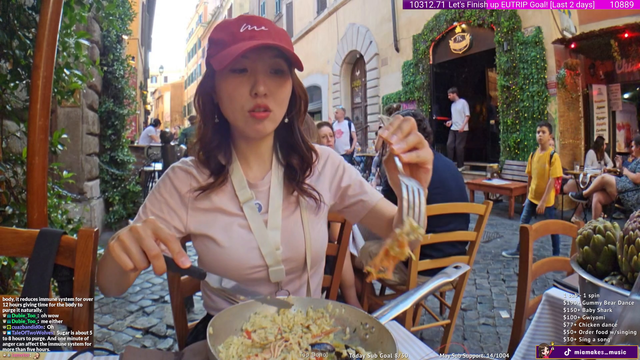 Bird disturbs dinner