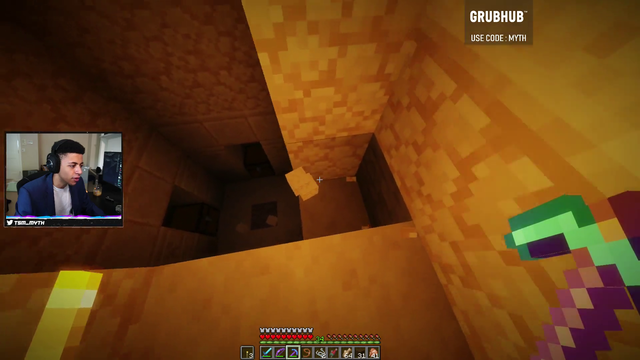 "dont hit the grey thing"