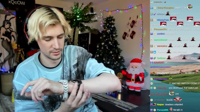 xQc shows chat his new diamond watch