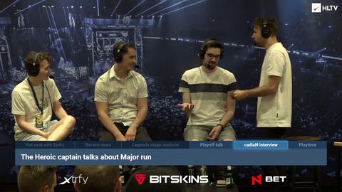 Some banter between analysts and a pro player
