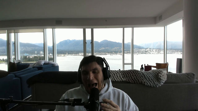 Average Trainwrecks stream