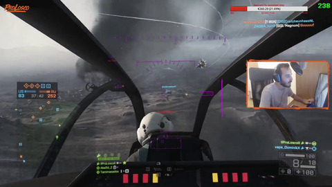 Man Rendezooks a jet from heli