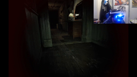 Uzumaki Khan jumpscared playing RE7 VR