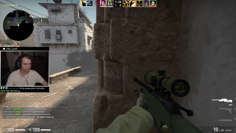 pro comp player finds the perfect spot in csgo