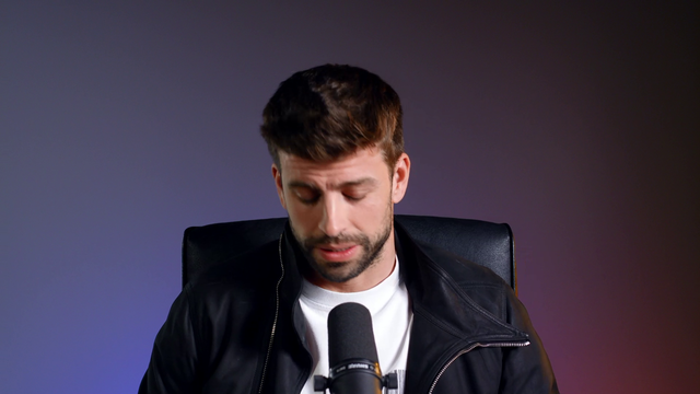 Piqué is holding an online press conference on his Twitch channel