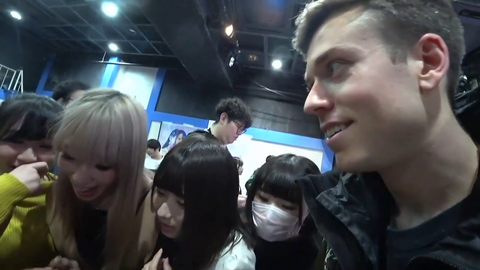 Jake helps 200sub Jap Youtube Idol group