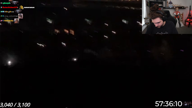 Girl says "IT" during Chinese Kanye concert