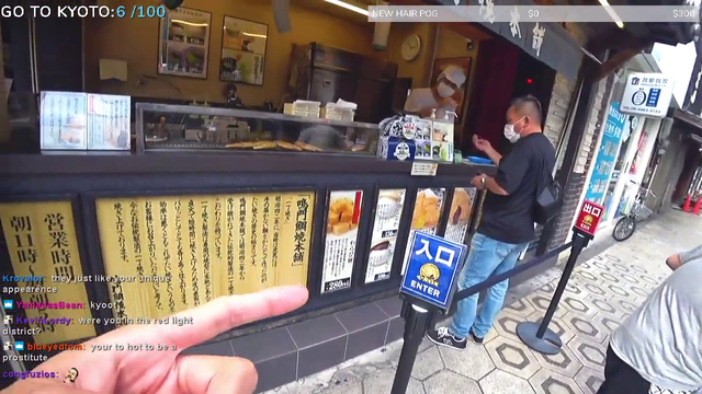 Osakan gives his food to pretty streamer