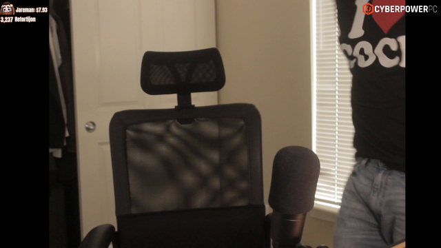 Streamer shows off a cool new shirt sent to him by the chat