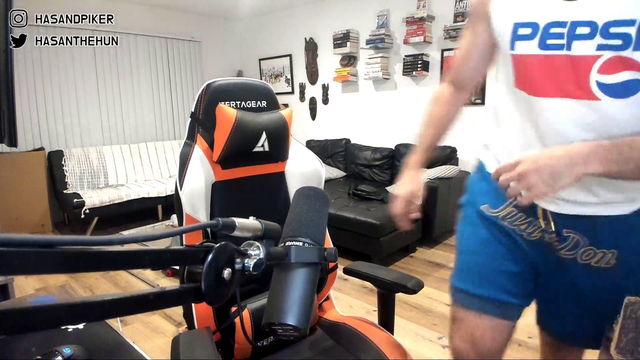 Hasan started a new arc.