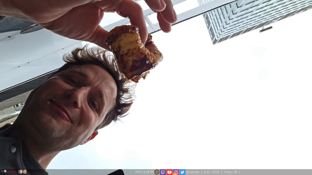 Rob obliterates the Cinnabon
