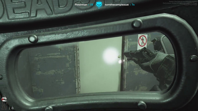 Liriks teammate does a door breach