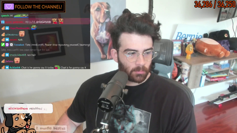 Hasan starts his stream
