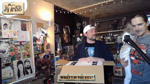 Silent Bob buys Jay's daughter for $40