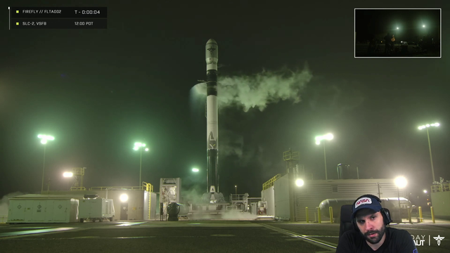 Streamer tries to enjoy viewing a rocket launch