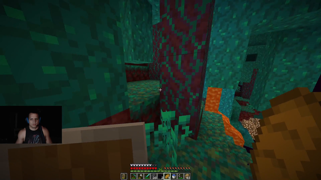 tyler1 tries feeding an enderman bread