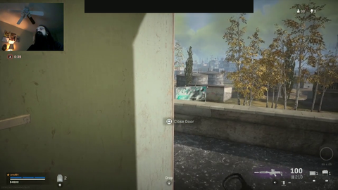 Aris has a claymore