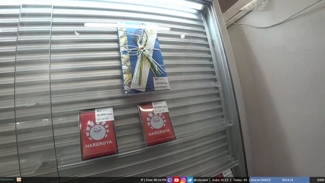 Streamer find a $10000 Pokemon Mystery Pack in Tokyo, Japan.