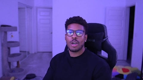 LowTierGod acknowledges his daughter on stream, admits he filed for custody and that he saw her for the first time at a mall