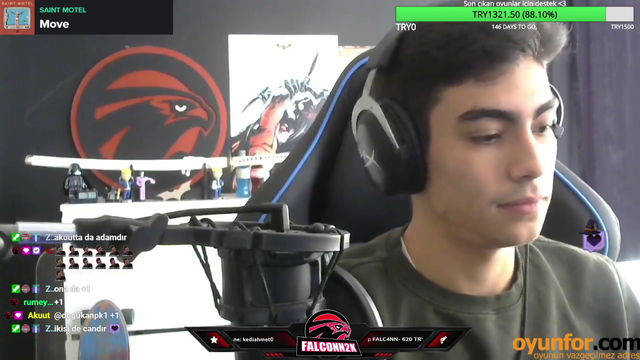 Streamer gets caught in an earthquake in Turkey