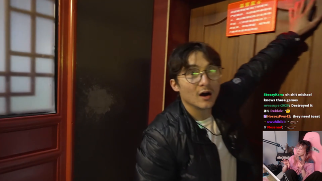 Michael Reeves vs Chines Escape Room